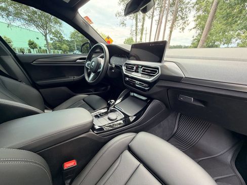 Used 2025 BMW X4 xDrive30i w/ Premium Package AWD/4WD image 19