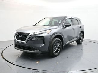 Used 2023 Nissan Rogue S video 3
