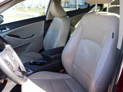 Used 2015 Kia Optima EX image 23