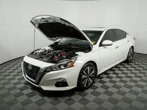 Used 2021 Nissan Altima 2.5 SL image 32