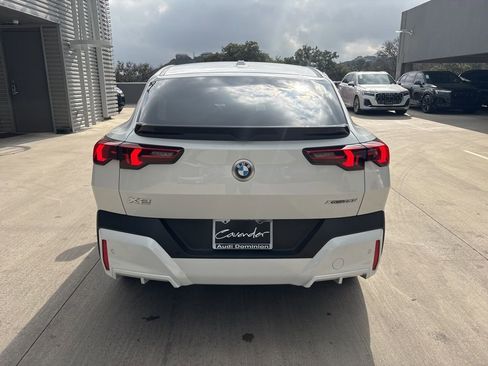 Used 2025 BMW X2 xDrive28i w/ Convenience Package image 7