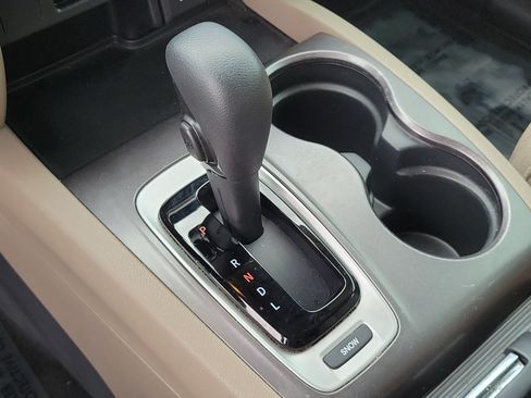 Used 2017 Honda Pilot EX image 25