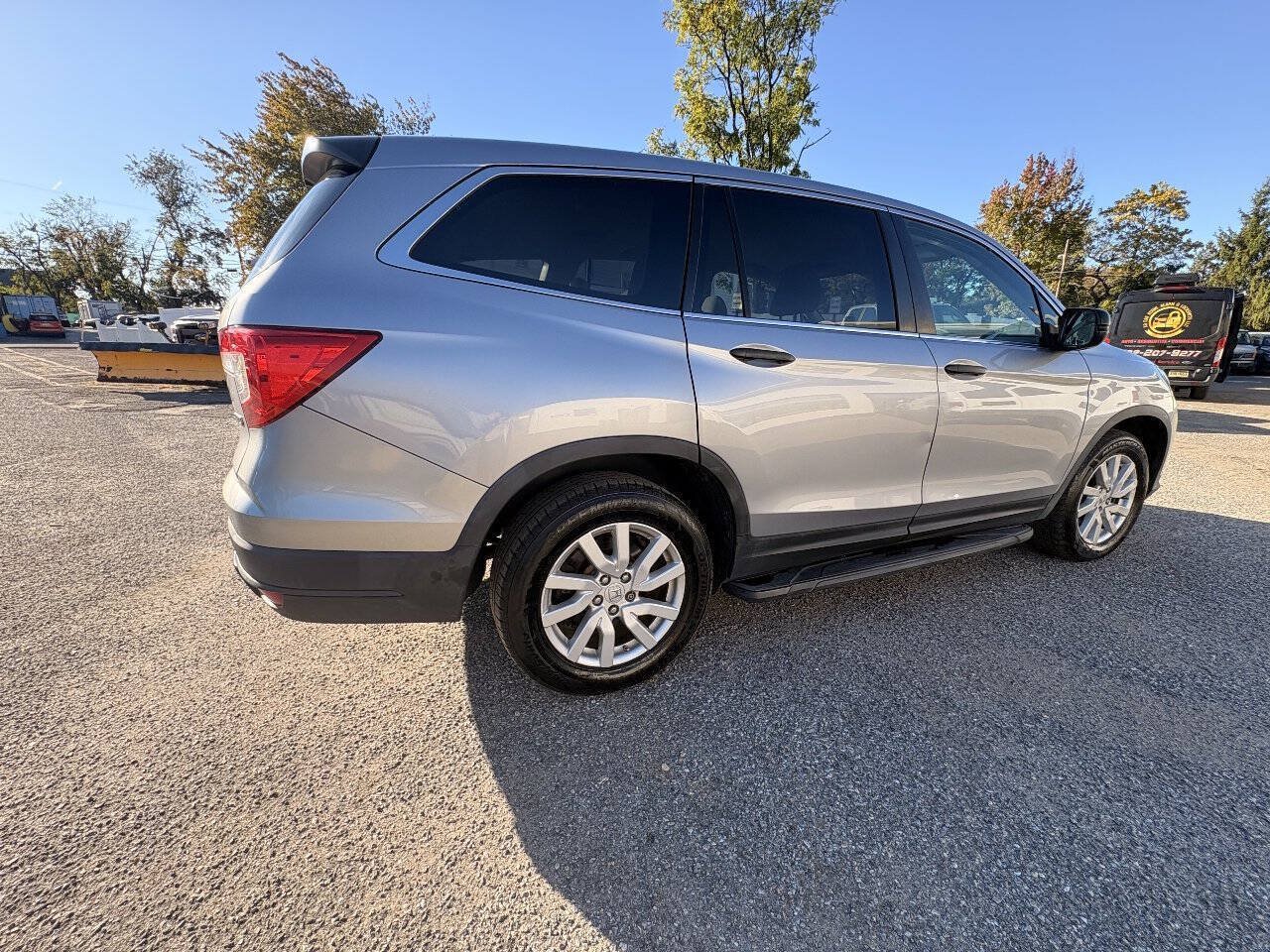 Used 2019 Honda Pilot LX image 7