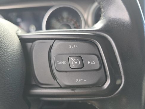 Used 2021 Jeep Wrangler Unlimited Sport AWD/4WD image 6