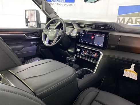 Used 2025 GMC Sierra 1500 Denali w/ Denali Reserve Package AWD/4WD image 27