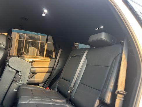 Used 2025 Chevrolet Tahoe LT w/ Comfort Package RWD image 9