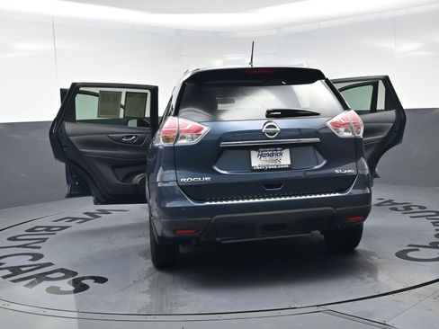Used 2015 Nissan Rogue SL w/ SL Premium Package image 28
