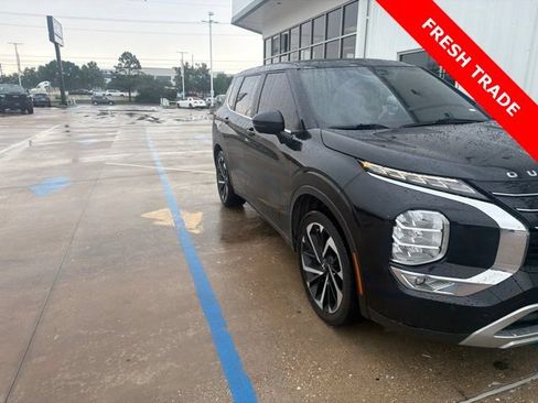 Used 2022 Mitsubishi Outlander SE FWD image 1