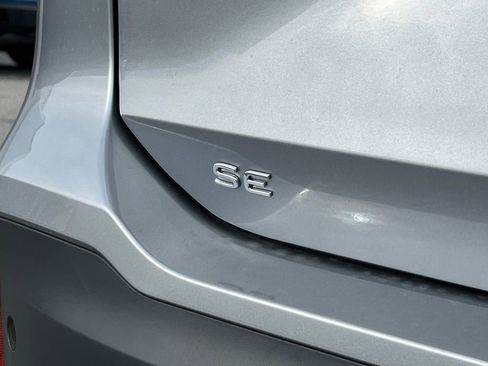 New 2026 Volkswagen Tiguan SE image 6