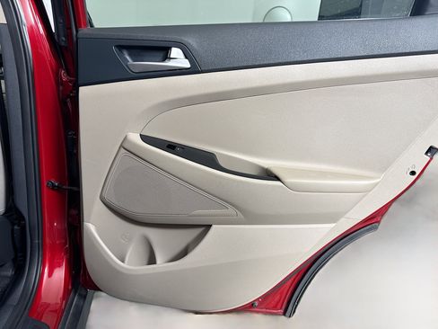 Used 2021 Hyundai Tucson SE image 27