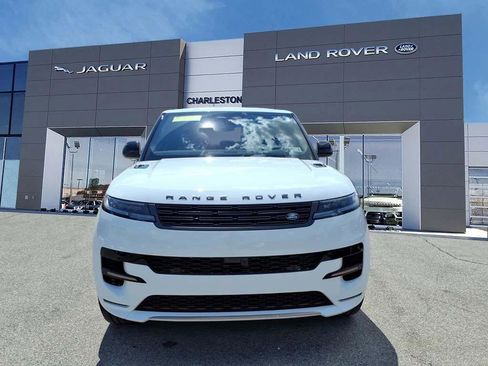 New 2026 Land Rover Range Rover Sport Dynamic SE AWD/4WD image 8