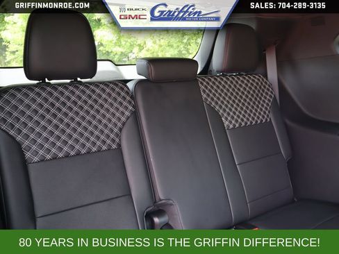New 2026 GMC Acadia Denali w/ Super Cruise Package FWD image 33