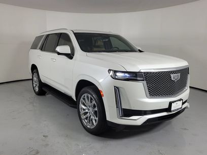 Certified 2023 Cadillac Escalade Premium Luxury w/ LPO, Radiant Package