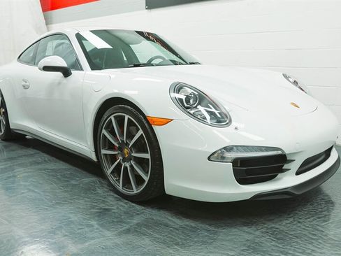 Used 2013 Porsche 911 Carrera 4S AWD/4WD image 34