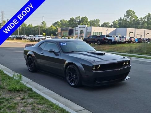 Used 2020 Dodge Challenger R/T Scat Pack RWD image 15