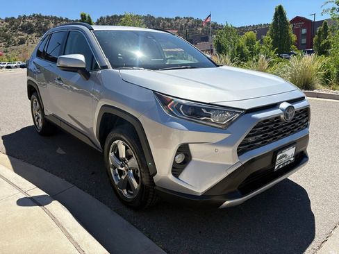 Used 2019 Toyota RAV4 Limited w/ Limited Grade Weather Package AWD/4WD image 11