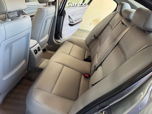 Used 2011 BMW 328i Sedan RWD image 21