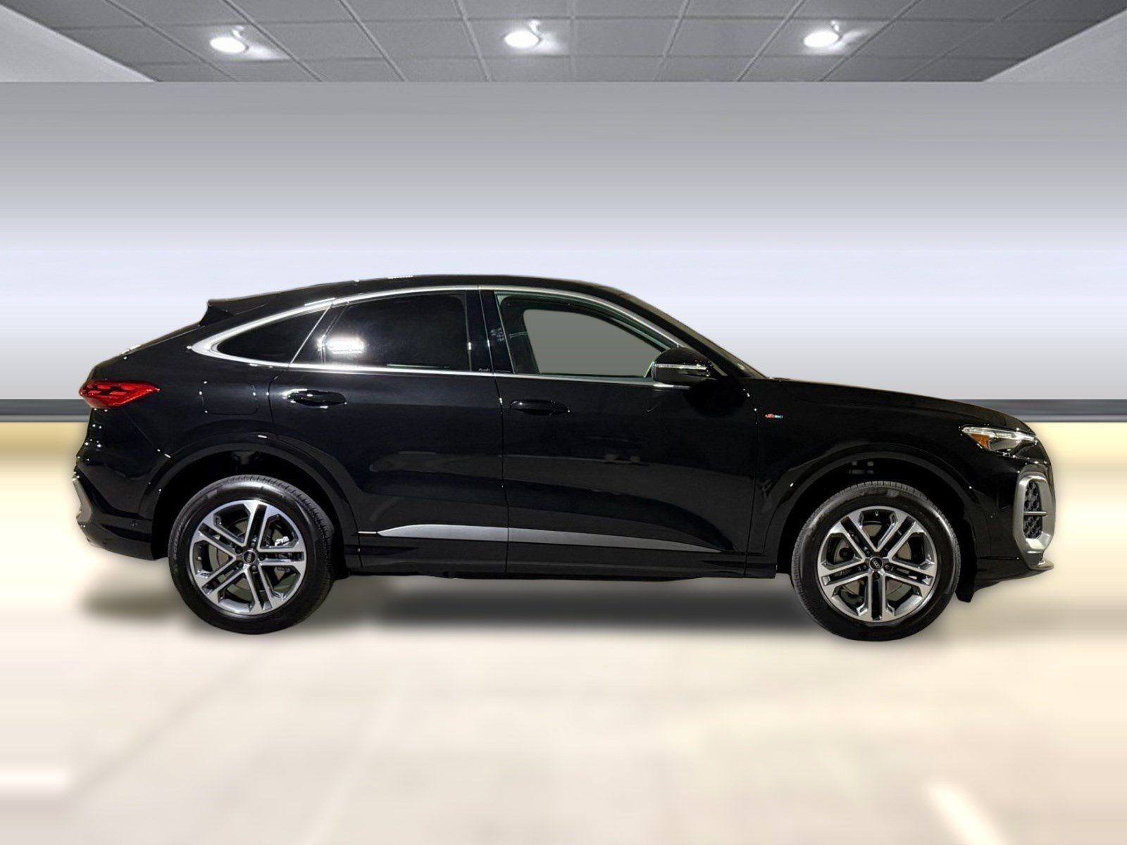 New 2026 Audi Q5 Premium Plus AWD/4WD image 8