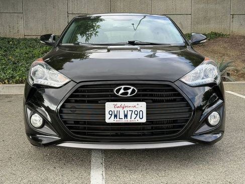 Used 2015 Hyundai Veloster Turbo FWD image 4