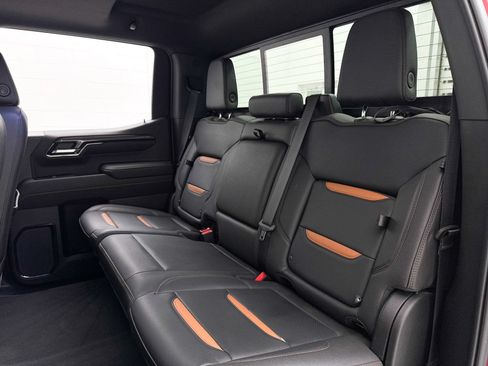 Used 2023 GMC Sierra 1500 AT4 w/ AT4 Preferred Package AWD/4WD image 48