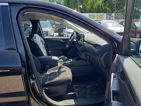 Certified 2023 Ford Escape Active FWD image 9
