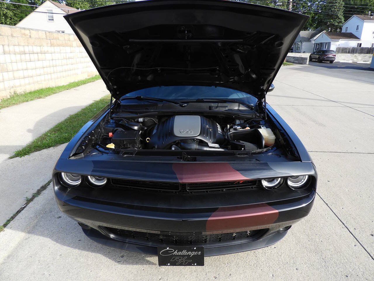 Used 2016 Dodge Challenger R/T w/ Blacktop Package RWD image 33