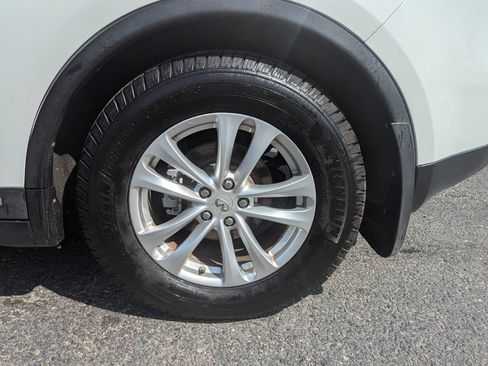 Used 2010 INFINITI FX35 AWD w/ Navigation Pkg image 47