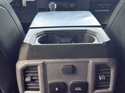Used 2017 Ford F150 Raptor w/ Equipment Group 801A Mid AWD/4WD image 29