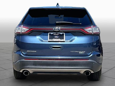 Used 2018 Ford Edge Titanium AWD/4WD image 4
