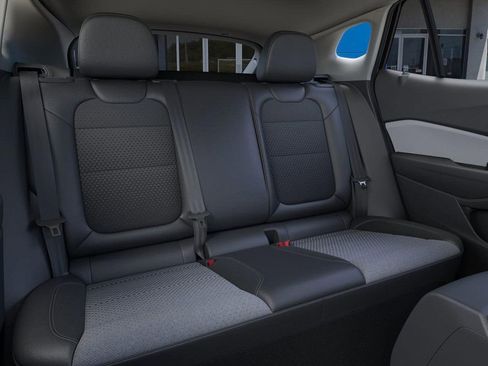 New 2026 Chevrolet Trax LT w/ Driver Confidence Package image 17