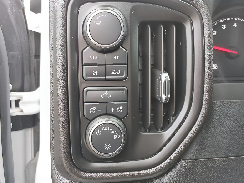 Used 2024 Chevrolet Silverado 1500 Custom AWD/4WD image 23