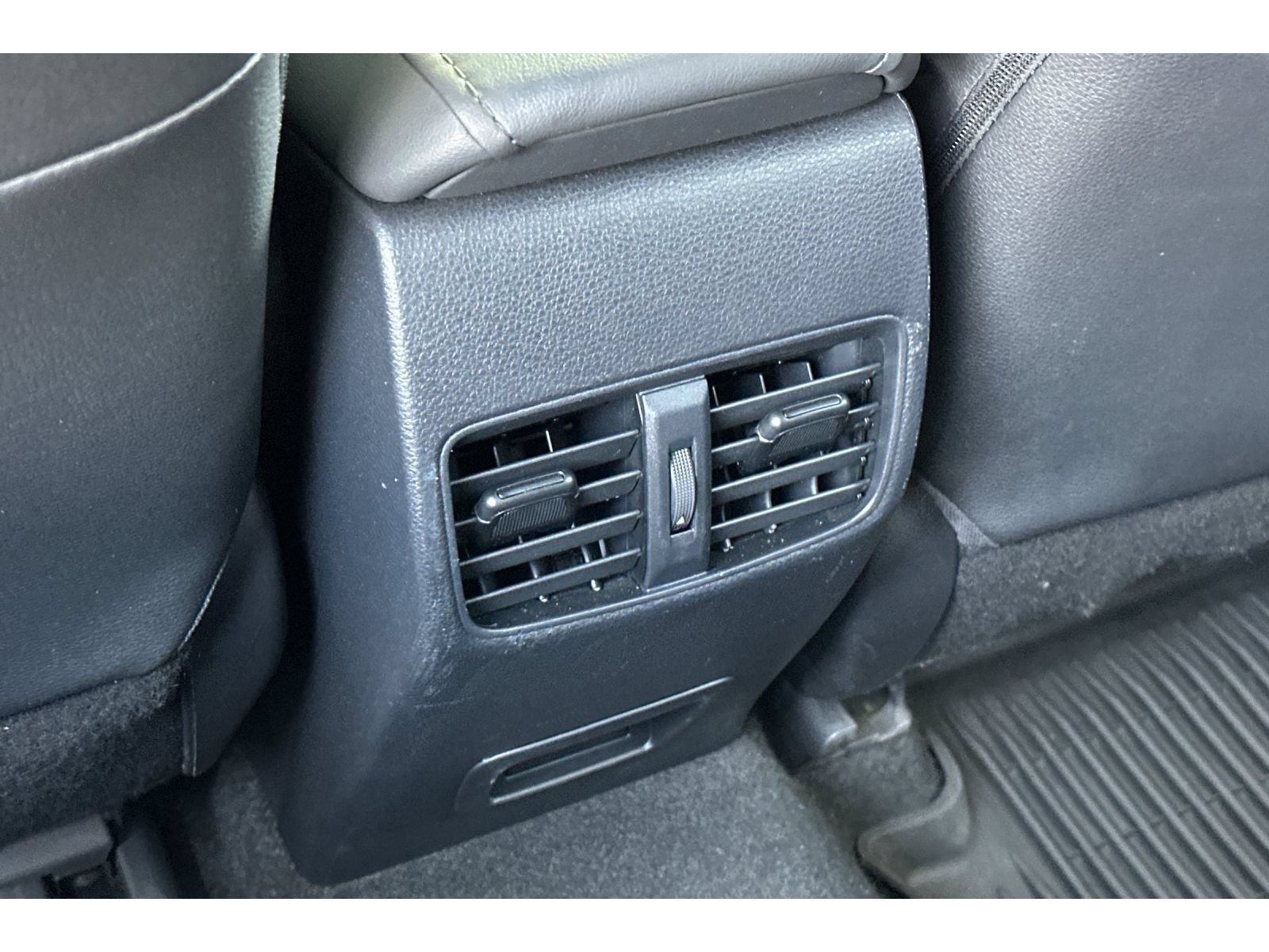 Used 2023 Toyota Corolla Cross XLE w/ Convenience Package AWD/4WD image 14