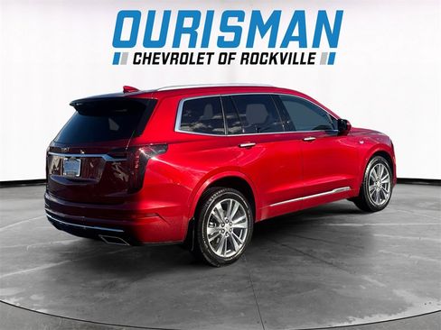 Used 2023 Cadillac XT6 Premium Luxury w/ Technology Package image 6