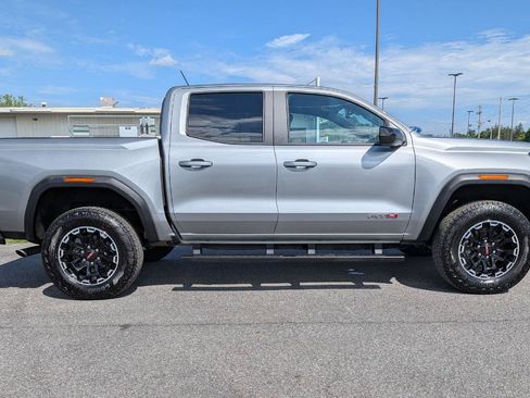 Used 2026 GMC Canyon AT4 AWD/4WD image 5