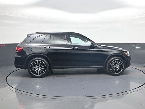 Used 2022 Mercedes-Benz GLC 300 image 6