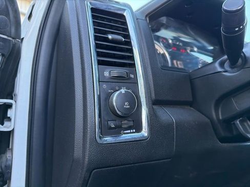 Used 2014 RAM 2500 Laramie image 23