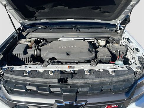 Used 2022 Chevrolet Colorado Z71 image 29