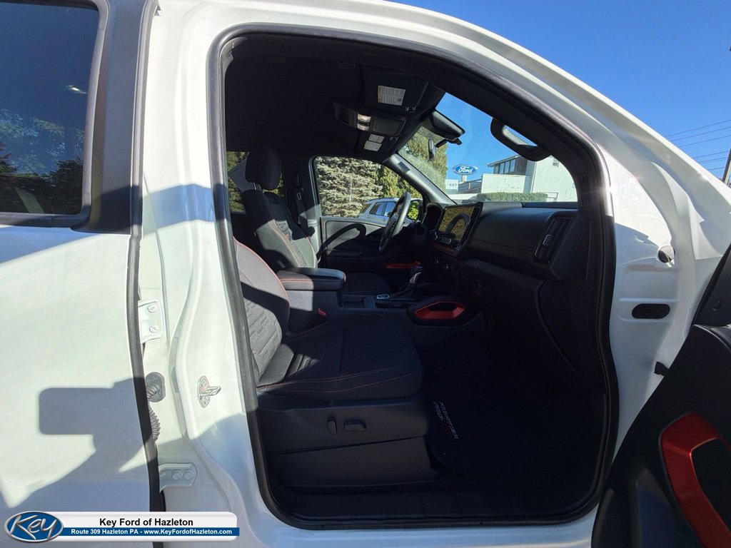 Used 2026 Nissan Frontier PRO-4X AWD/4WD image 18