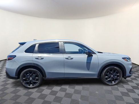 Used 2025 Honda HR-V Sport image 8