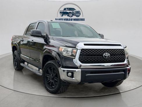Used 2018 Toyota Tundra SR5 w/ SR5 Upgrade Package image 5