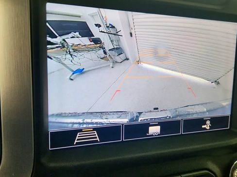 Certified 2020 GMC Sierra 1500 SLT RWD image 21