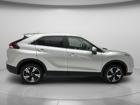 Used 2025 Mitsubishi Eclipse Cross SE AWD/4WD image 4