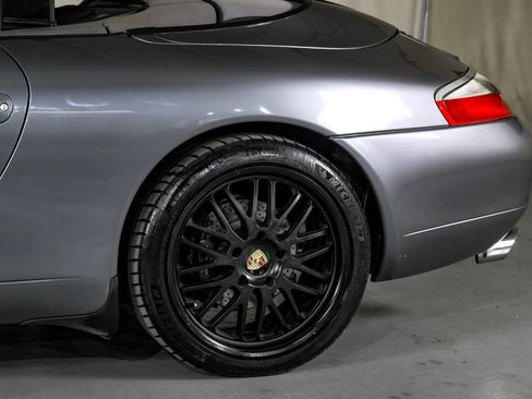 Used 2001 Porsche 911 Carrera RWD image 13