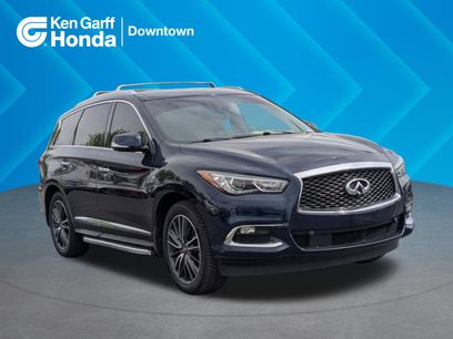 Used 2017 INFINITI QX60 Luxe w/ Deluxe Technology Package