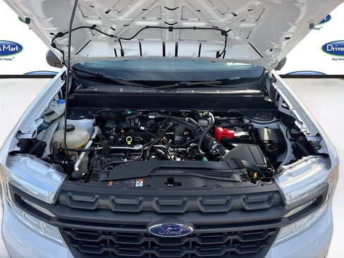 Used 2023 Ford Maverick XL w/ Equipment Group 100A Standard image 27