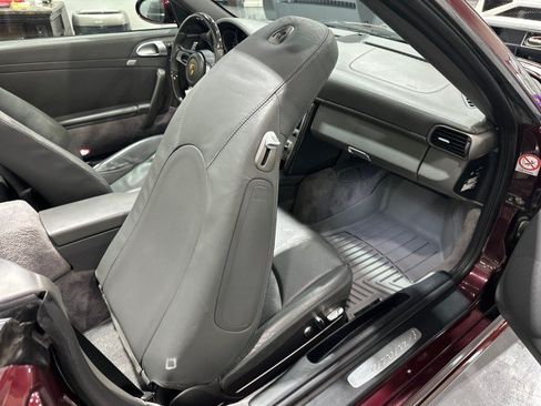 Used 2006 Porsche 911 Carrera 4 AWD/4WD image 65