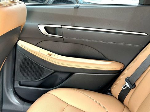 Used 2025 Hyundai Sonata Limited FWD image 23