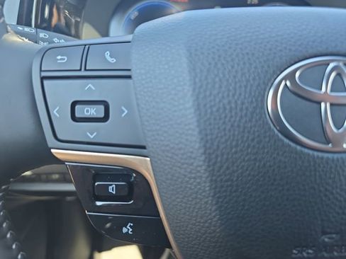 New 2026 Toyota Crown Signia image 17