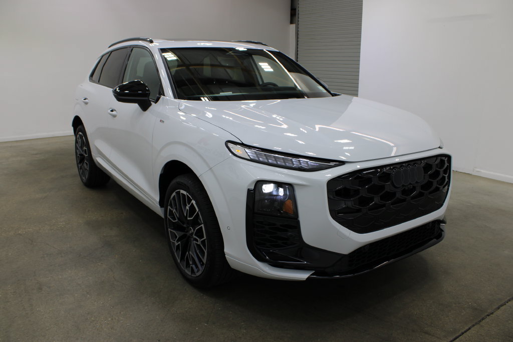 New 2026 Audi Q3 quattro 2.0T AWD/4WD image 6