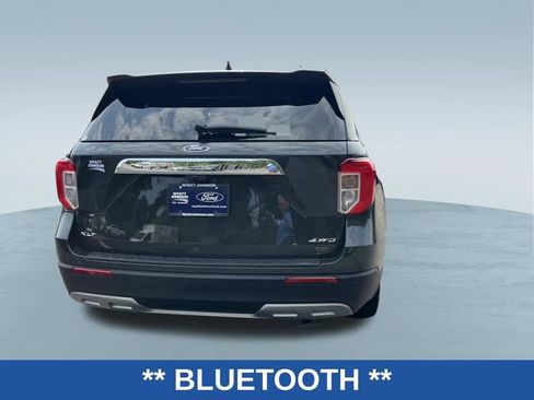 Used 2024 Ford Explorer XLT w/ Equipment Group 202A AWD/4WD image 4